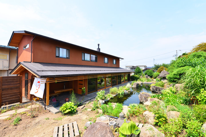 日本庭園を望む和カフェ「庭園喫茶 錦」