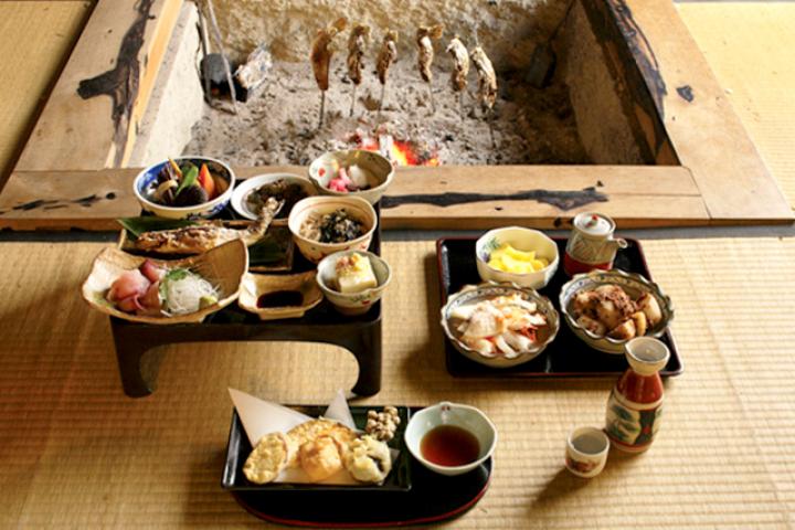 地元の山の幸をたっぷり使った心のこもった料理