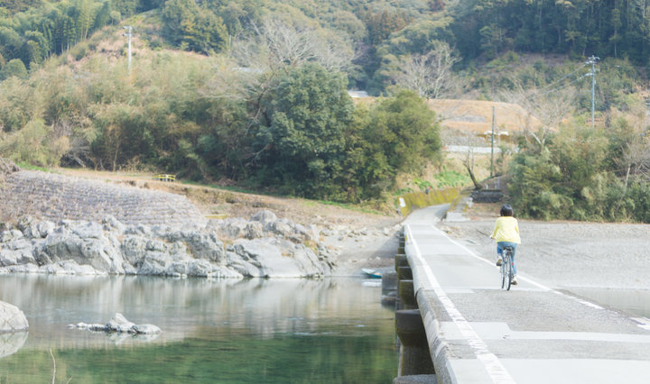 川風を感じながら清流サイクリング