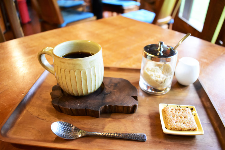 挽きたて淹れたての自家焙煎コーヒー